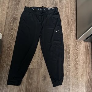 Nike Dri-fit joggers size large